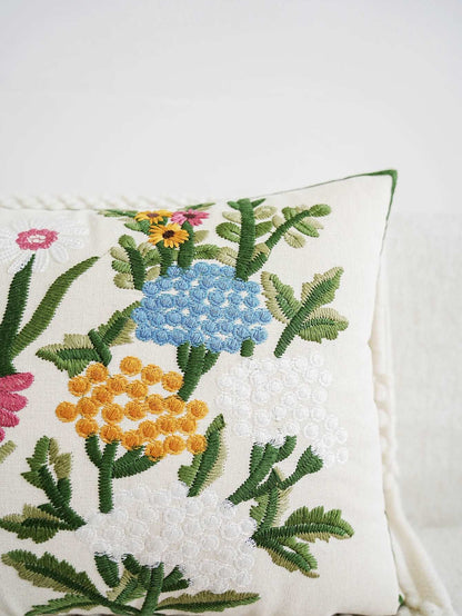 Housse de coussin brodée fleurs