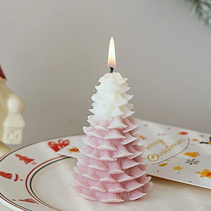 Bougie parfumée en forme de sapin de Noël