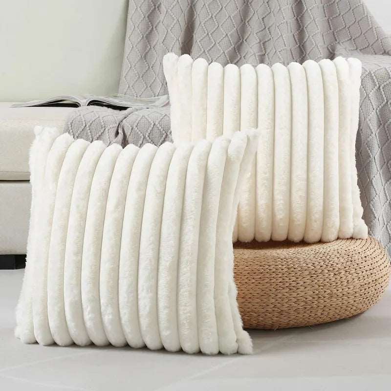 Housse de coussin en peluche