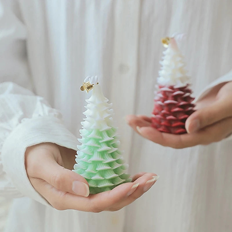 Bougie parfumée en forme de sapin de Noël