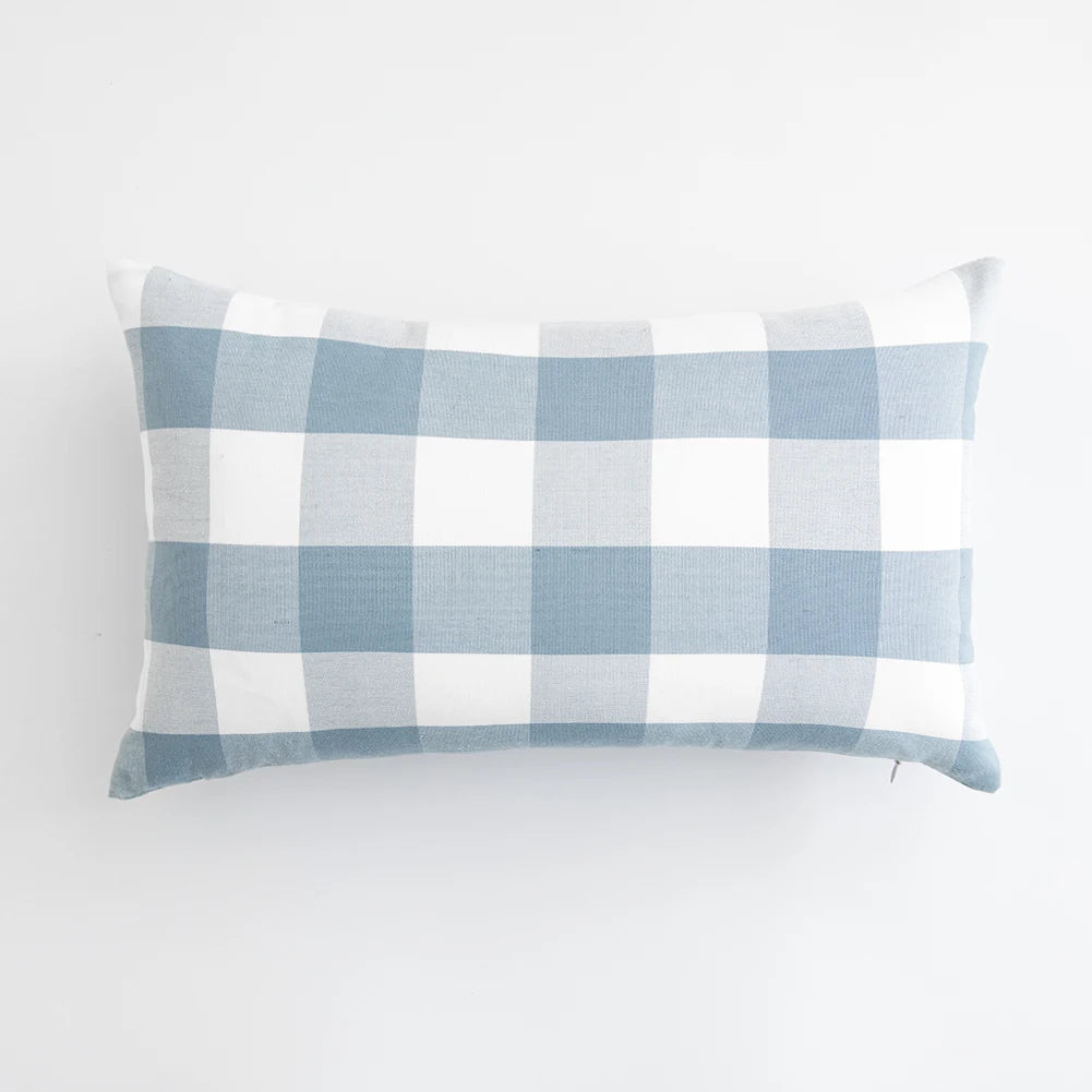 Housse de coussin layette bleu clair